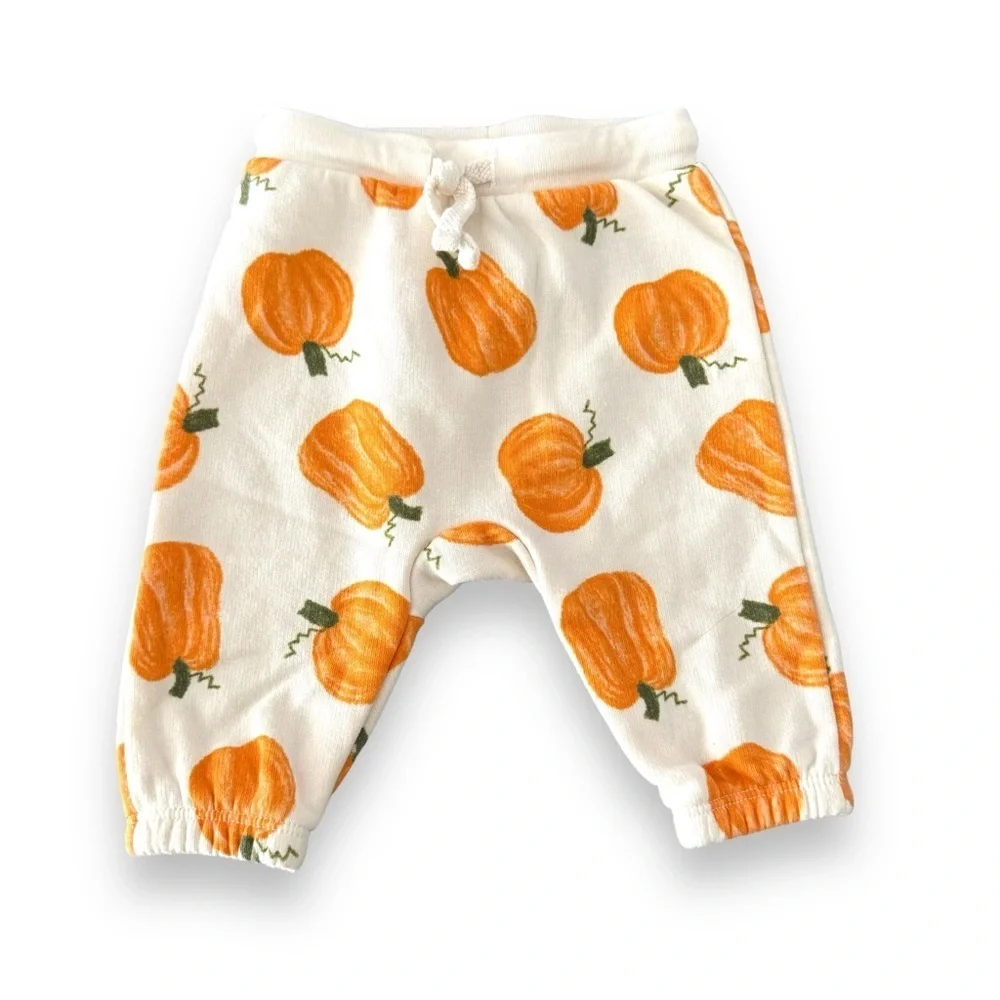 Old Navy Unisex 0-3M Pumpkin Crew Neck Sweatshirt & Sweatpants Set Never Worn